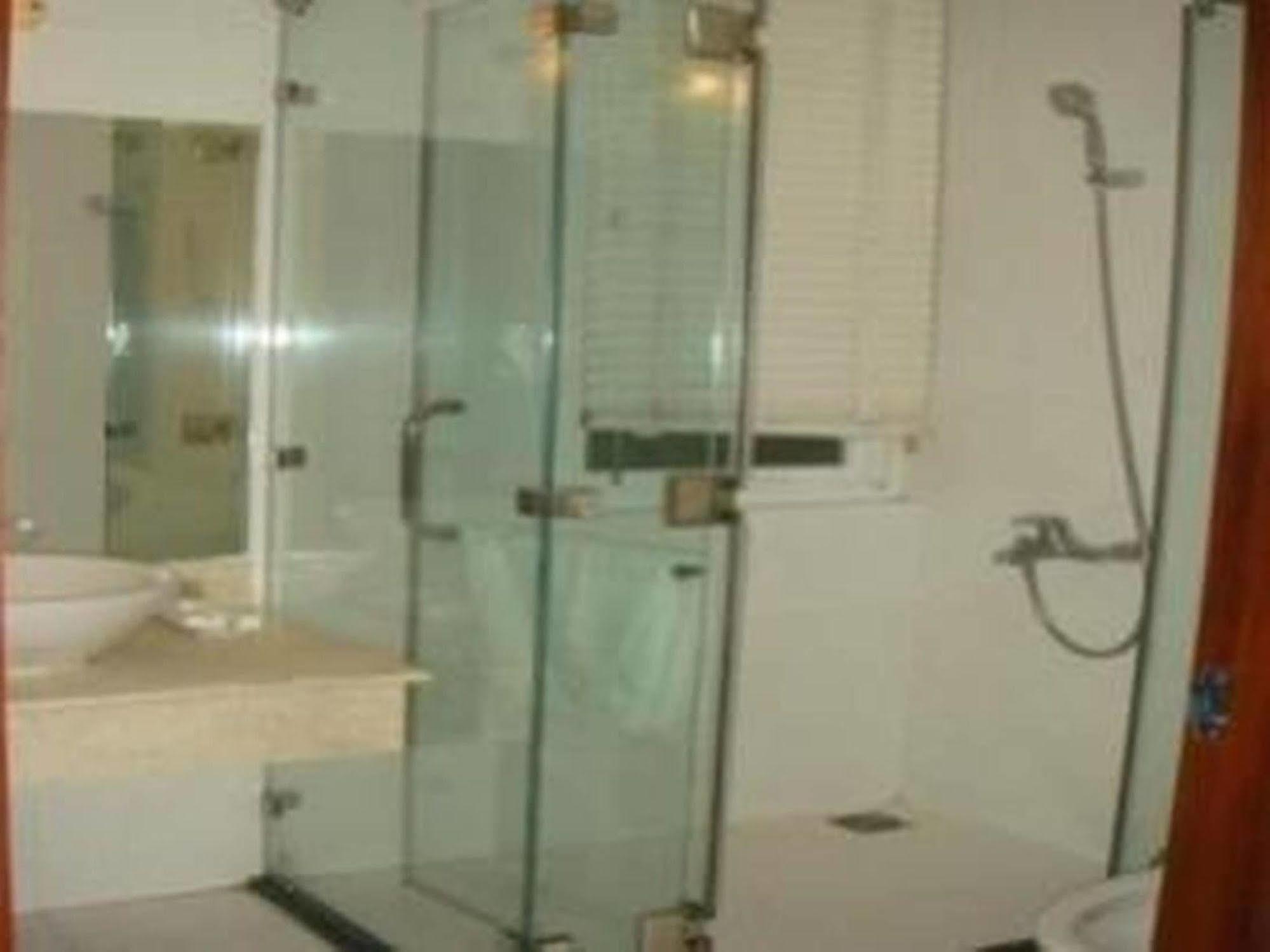 הו צ'י מין סיטי Trung Son Hotel מראה חיצוני תמונה