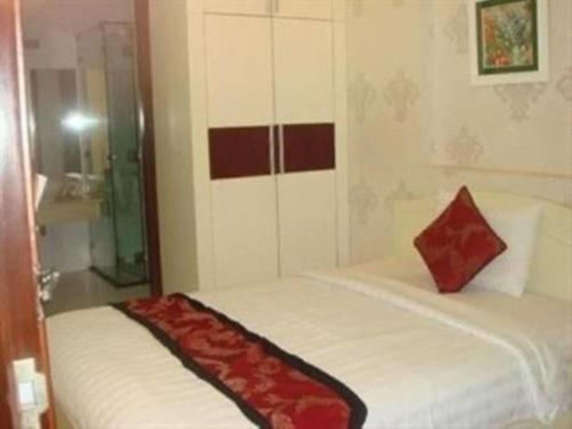 הו צ'י מין סיטי Trung Son Hotel מראה חיצוני תמונה